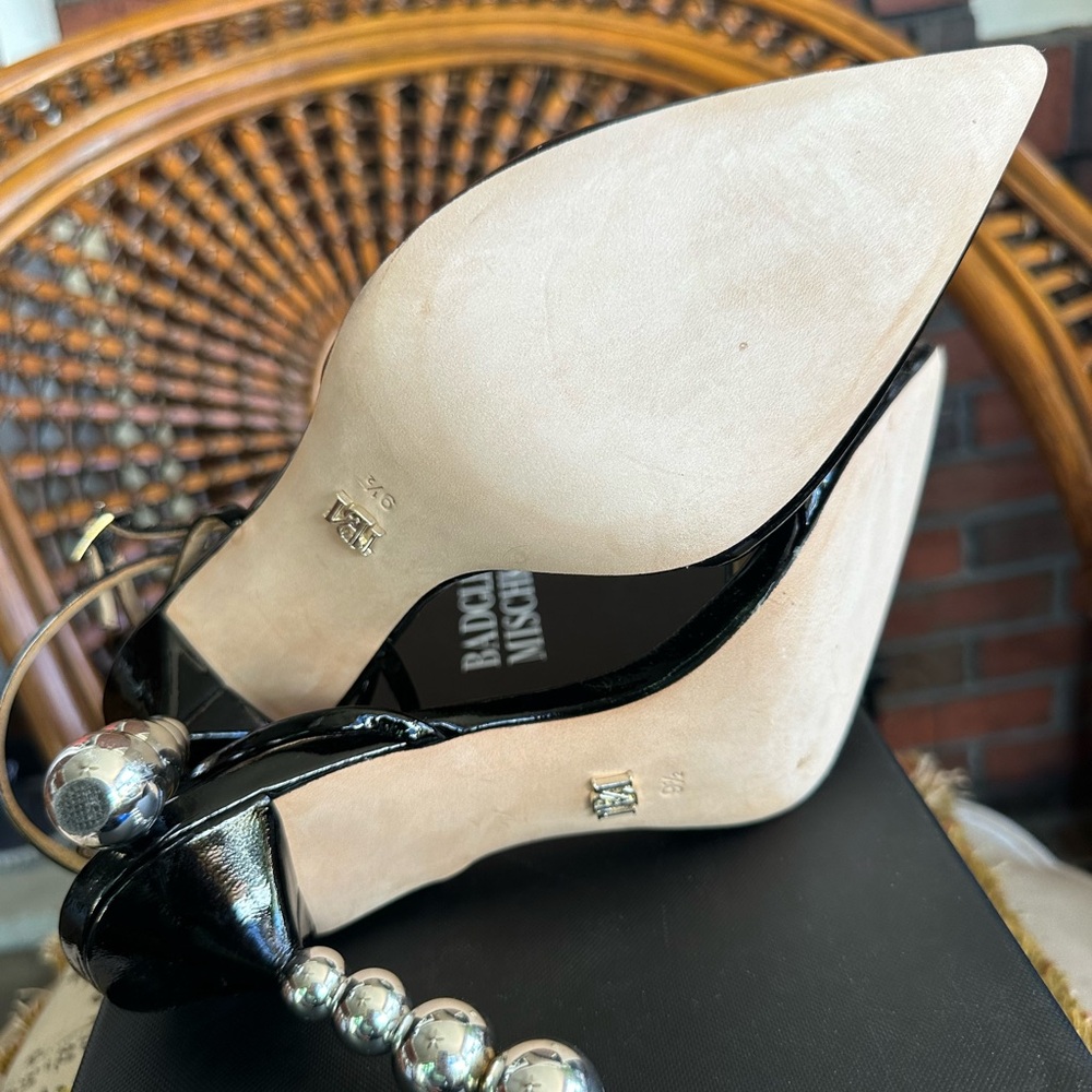 NWT Badgley Mischka Indie II Ankle Strap Embellished High Heel Pumps - Picture 3 of 4